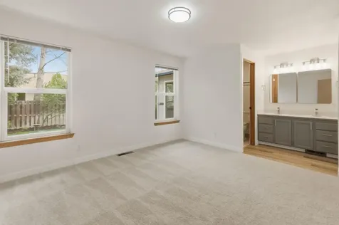 3097 NE Barrington Court Bend OR 97701