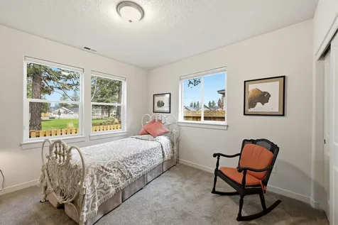 619 N Meadow Lane Sisters OR 97759