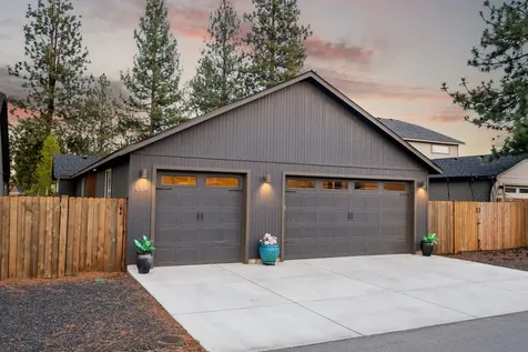 619 N Meadow Lane Sisters OR 97759