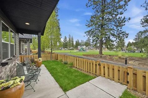 619 N Meadow Lane Sisters OR 97759