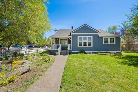 714 SW Cascade Avenue Redmond OR 97756