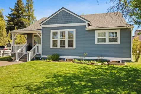 714 SW Cascade Avenue Redmond OR 97756