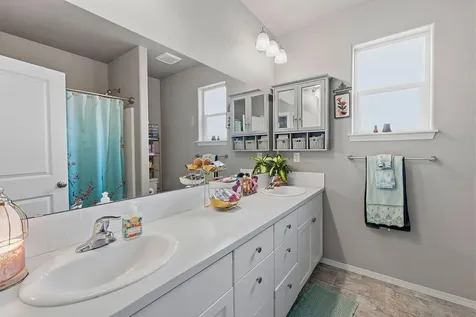 397 NE Orchid Court Madras OR 97741