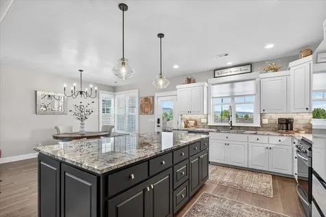 1112 Stanford Avenue Medford OR 97504