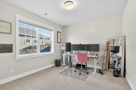 1112 Stanford Avenue Medford OR 97504