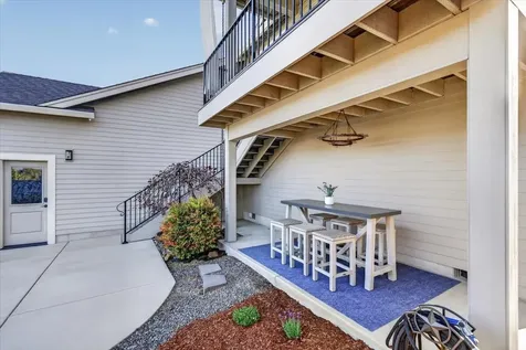 1112 Stanford Avenue Medford OR 97504