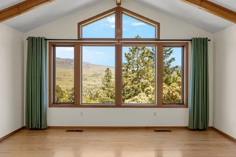 575 Dogwood Way Ashland OR 97520