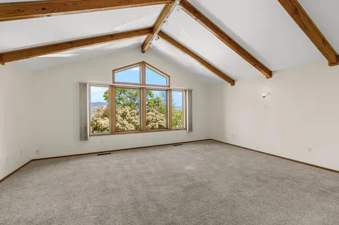 575 Dogwood Way Ashland OR 97520