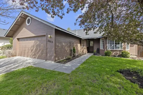 2213 NW Ivy Avenue Redmond OR 97756