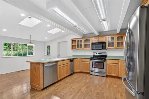 1635 NE Beacon Drive Grants Pass OR 97526