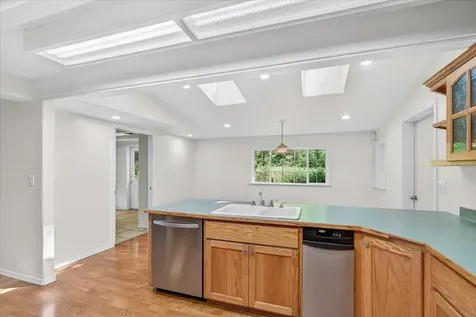 1635 NE Beacon Drive Grants Pass OR 97526