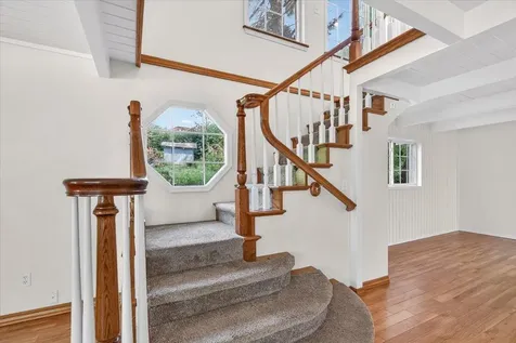 1635 NE Beacon Drive Grants Pass OR 97526