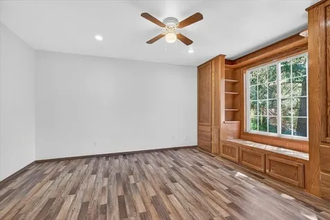 1635 NE Beacon Drive Grants Pass OR 97526