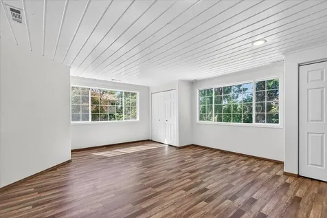 1635 NE Beacon Drive Grants Pass OR 97526