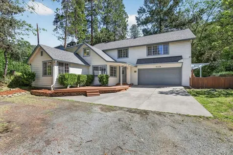 1635 NE Beacon Drive Grants Pass OR 97526