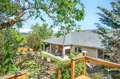 1284 Poppy Ridge Drive Eagle Point OR 97524