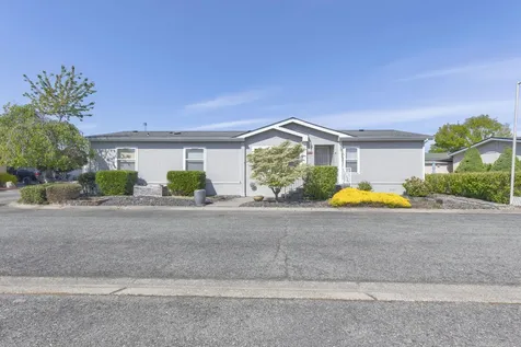 110 Red Oak Lane Grants Pass OR 97527