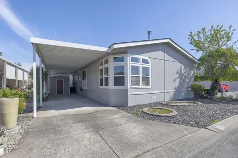 110 Red Oak Lane Grants Pass OR 97527