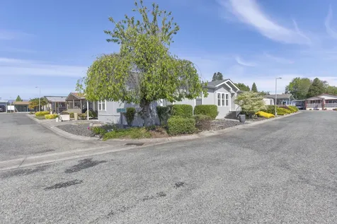 110 Red Oak Lane Grants Pass OR 97527