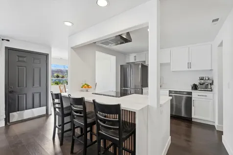 111 NW Hawthorne Avenue Bend OR 97703