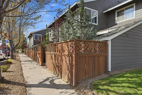 111 NW Hawthorne Avenue Bend OR 97703