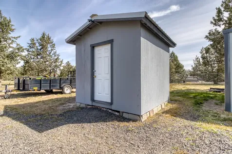 15715 SW Salmon Road Terrebonne OR 97760