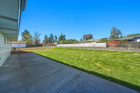 720 SW 1st Street Madras OR 97741