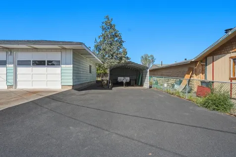 720 SW 1st Street Madras OR 97741