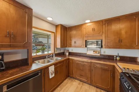 720 SW 1st Street Madras OR 97741