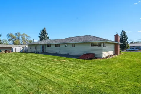 720 SW 1st Street Madras OR 97741