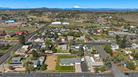 720 SW 1st Street Madras OR 97741