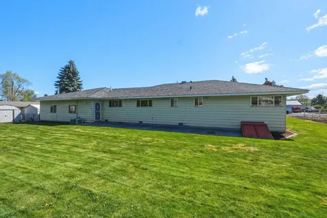 720 SW 1st Street Madras OR 97741