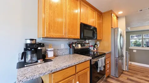 381 Pinetop Terrace Shady Cove OR 97539
