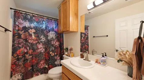 381 Pinetop Terrace Shady Cove OR 97539