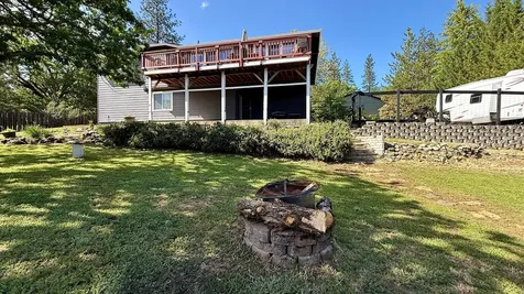 381 Pinetop Terrace Shady Cove OR 97539