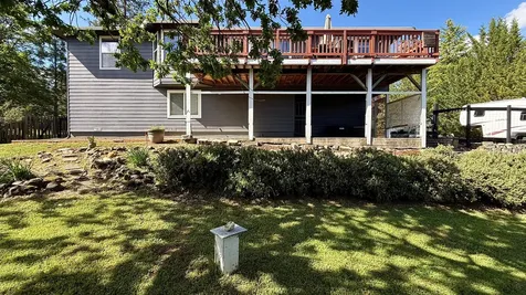 381 Pinetop Terrace Shady Cove OR 97539