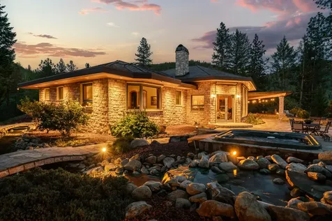 727 Earhart Road Rogue River OR 97537