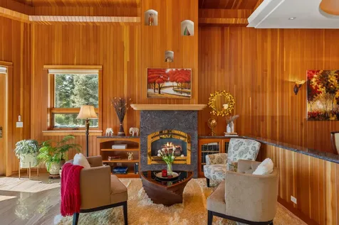 727 Earhart Road Rogue River OR 97537