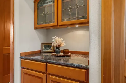 727 Earhart Road Rogue River OR 97537