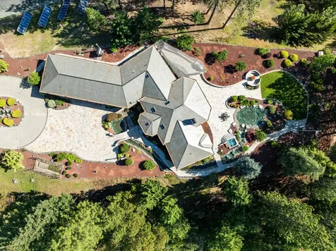 727 Earhart Road Rogue River OR 97537