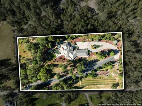 727 Earhart Road Rogue River OR 97537