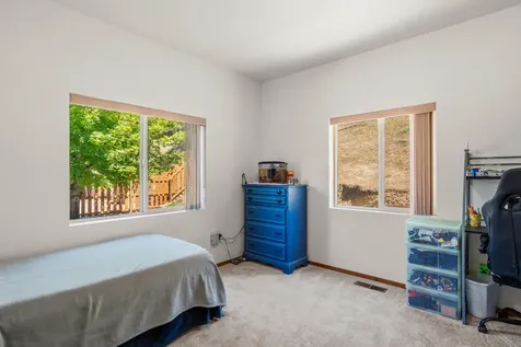 1050 Humbug Creek Road Applegate OR 97530