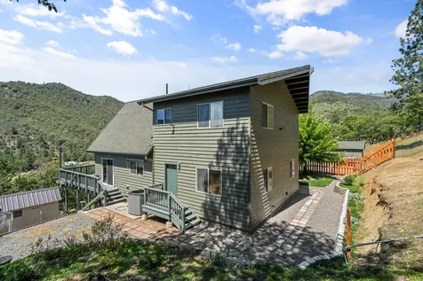 1050 Humbug Creek Road Applegate OR 97530