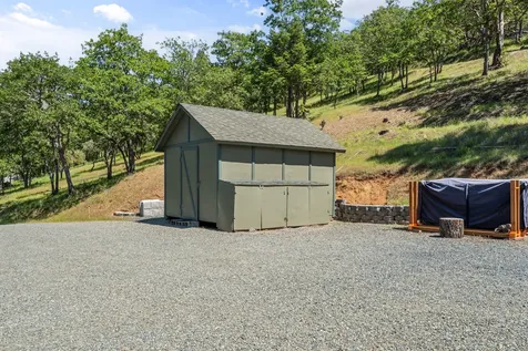 1050 Humbug Creek Road Applegate OR 97530