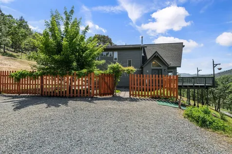 1050 Humbug Creek Road Applegate OR 97530