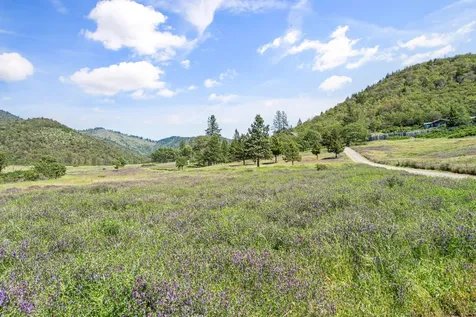 1050 Humbug Creek Road Applegate OR 97530