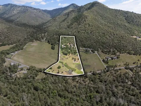 1050 Humbug Creek Road Applegate OR 97530
