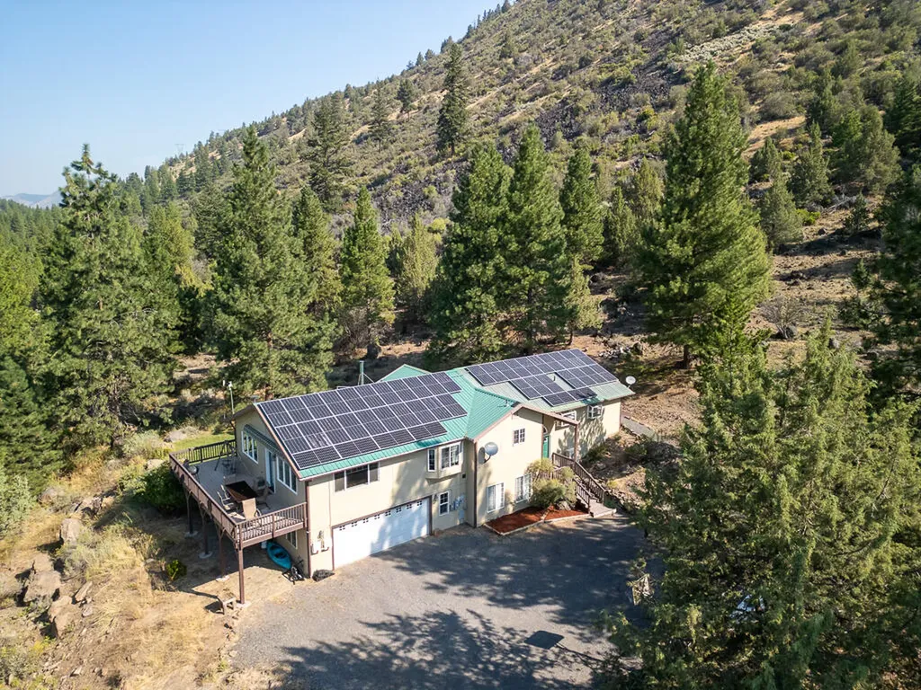 12129 Old Fort Road Klamath Falls OR 97601