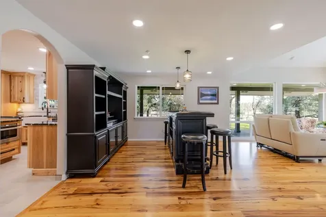 18351 SW Mt Saint Helens Drive Powell Butte OR 97753