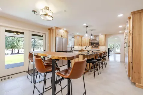 18351 SW Mt Saint Helens Drive Powell Butte OR 97753
